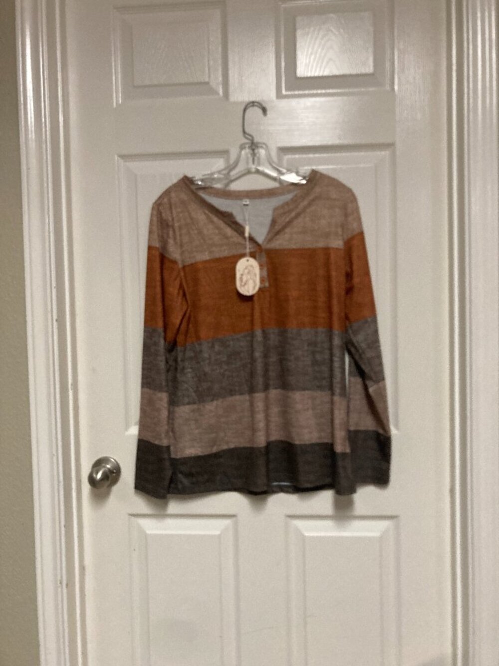 Long sleeve blouse New With Tags multi-color size medium Women's brand unkown
